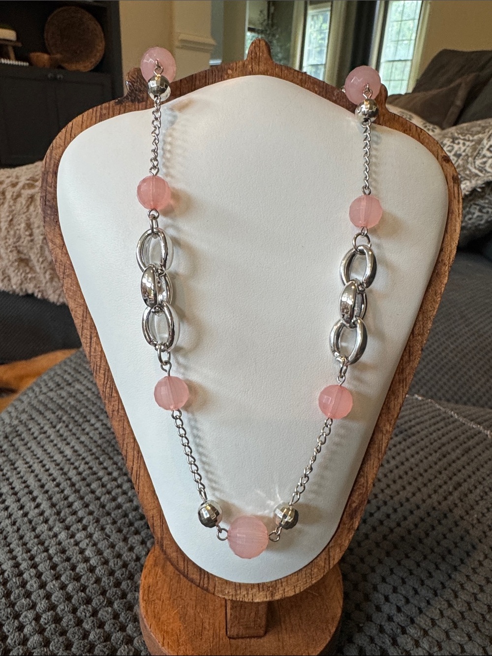 Women's Pink Bead & Silver Link Necklace